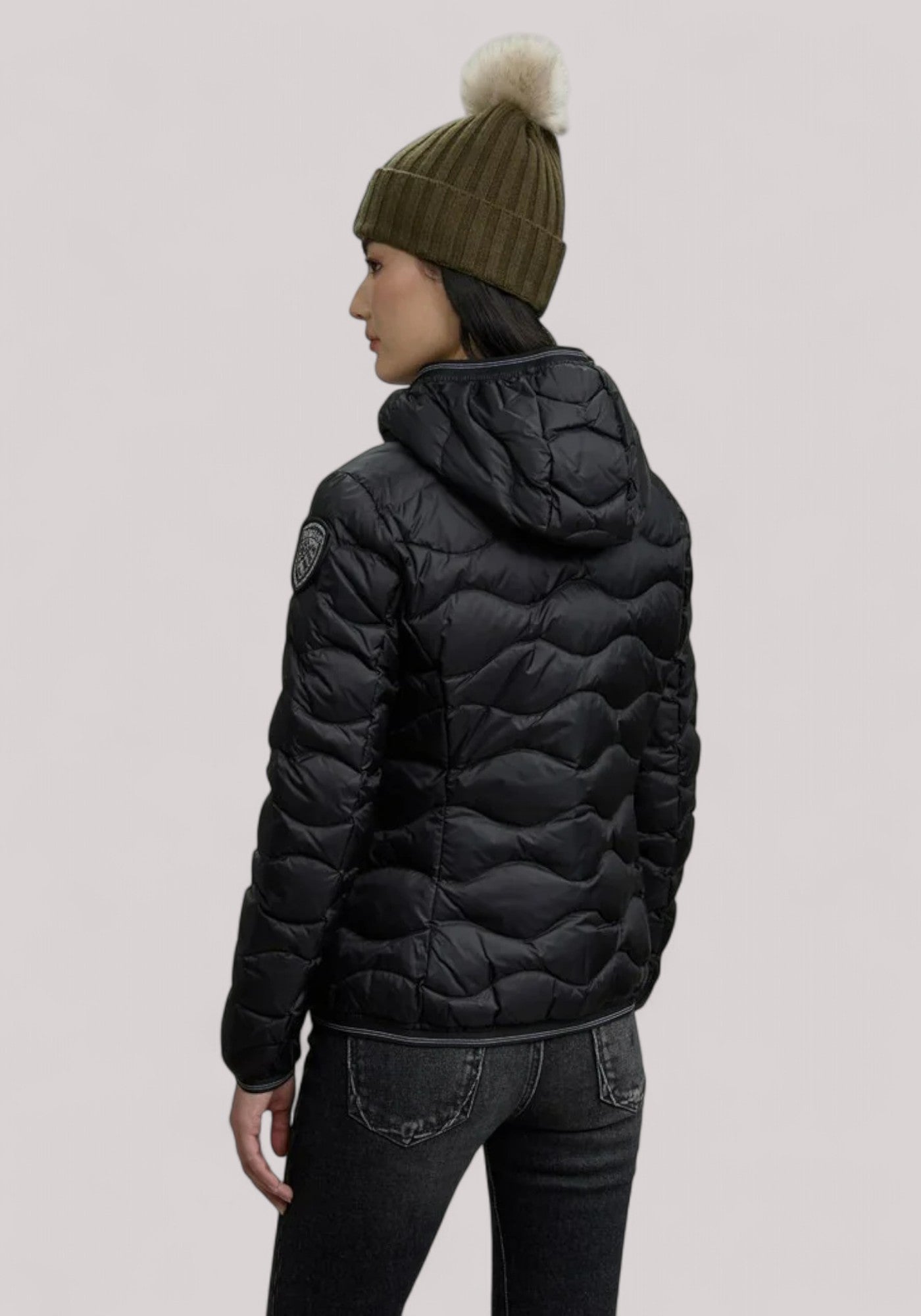 GIUBBINO DONNA CAMELIA NERO CAMELIA - Linassi