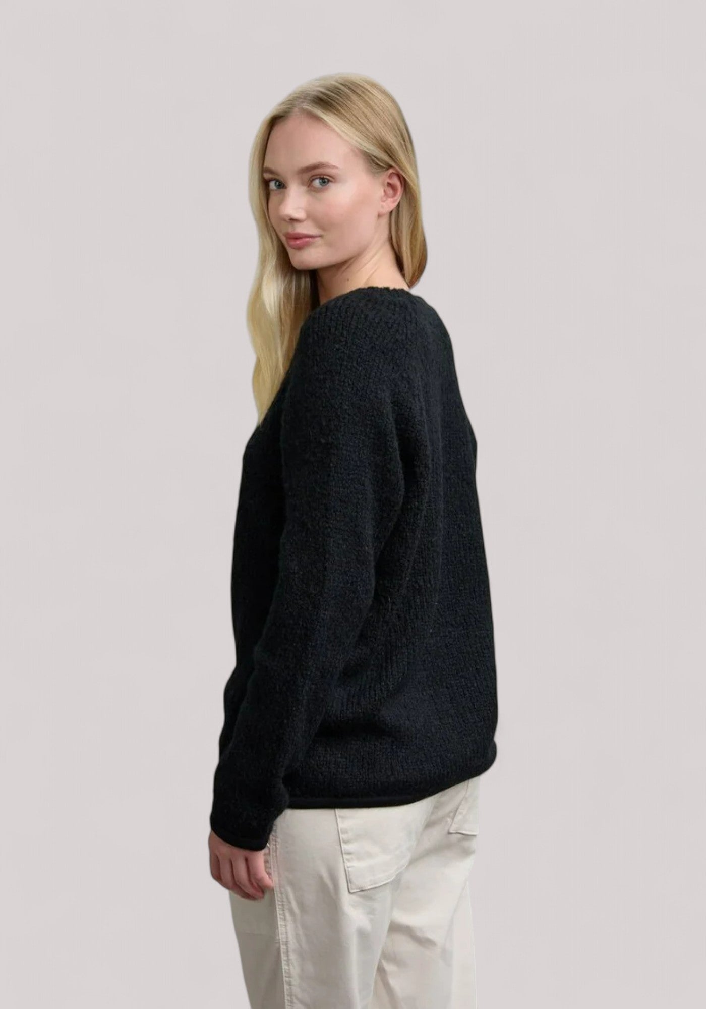 MAGLIA DONNA ALPACA REGAL NERO - Linassi