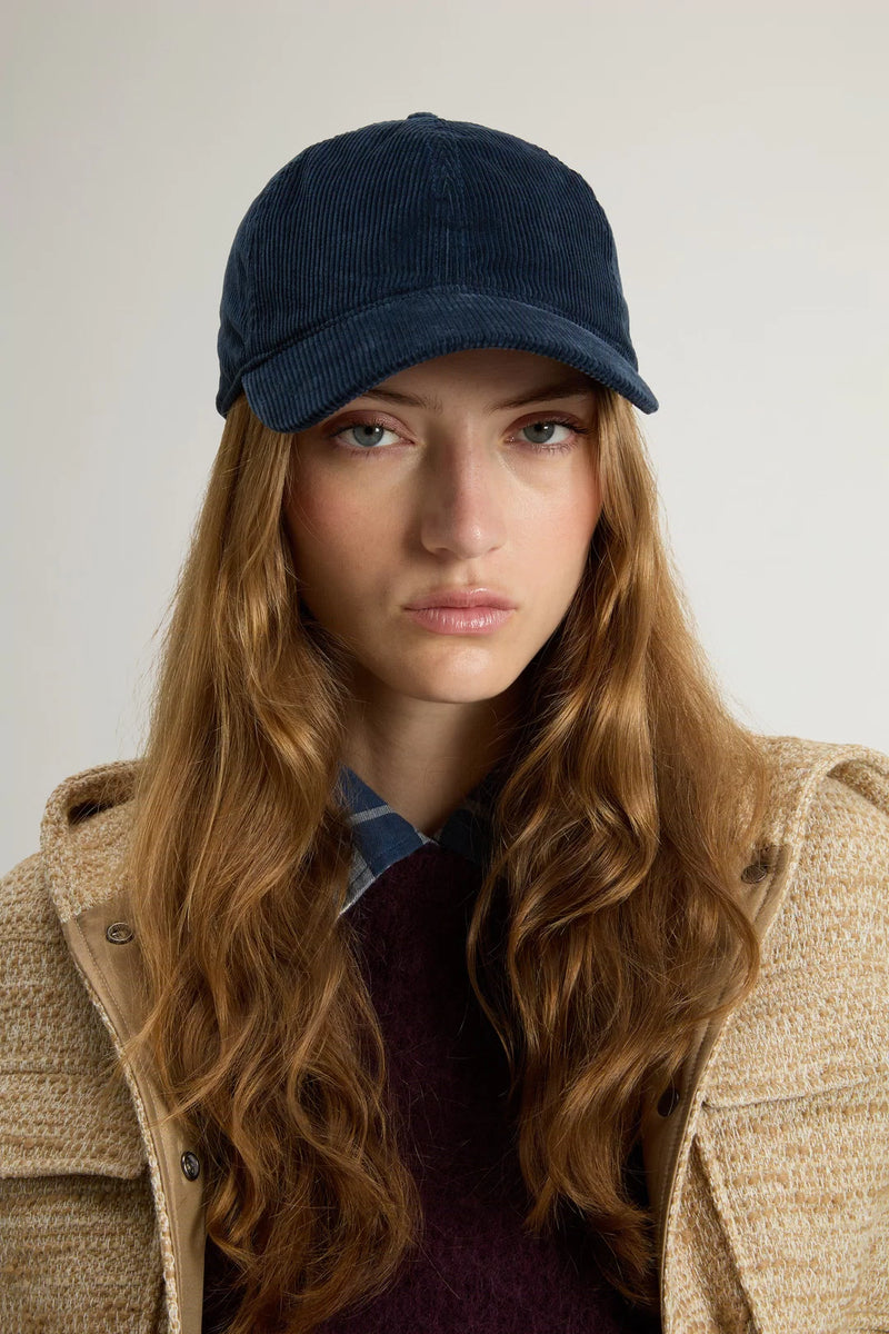 BERRETTO UOMO IN VELLUTO MELTON BLUE